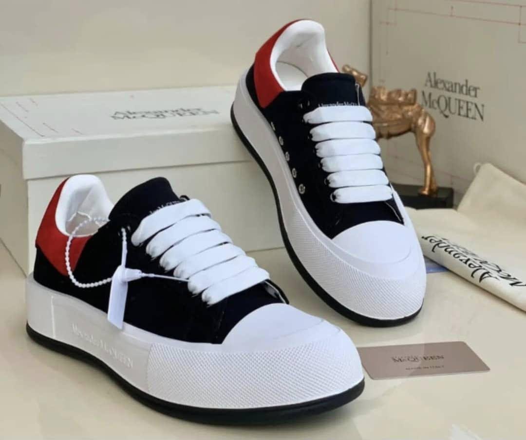Alexander McQueen Vulcanized Lace-Up Sneakers – Black/White/Red